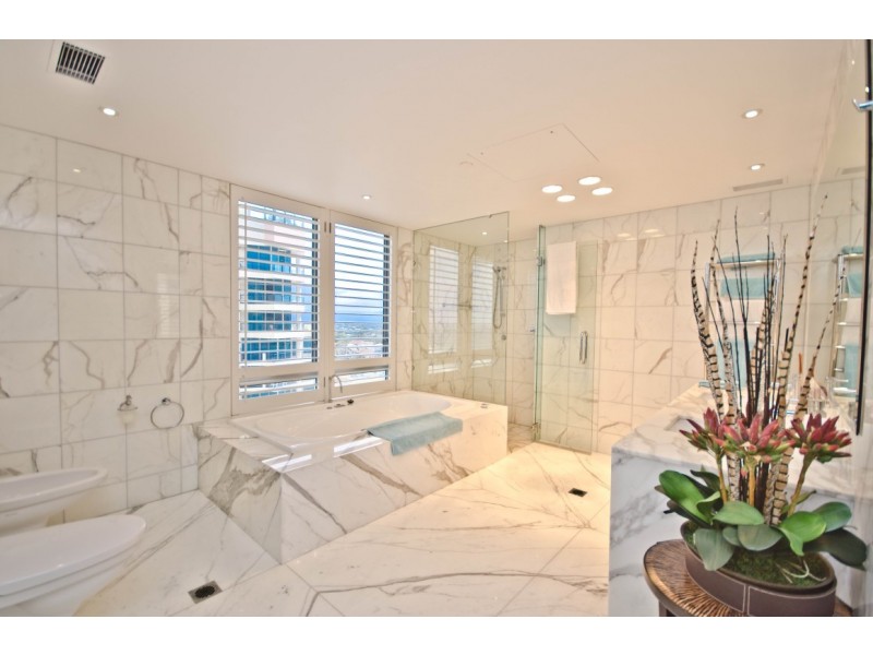 15 ‘Vogue’, 5 Broadbeach Boulevard, Broadbeach QLD 4218