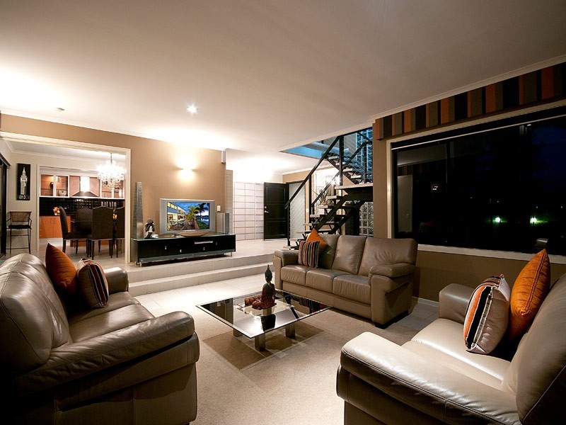 138 Amalfi Drive, Isle Of Capri QLD 4217