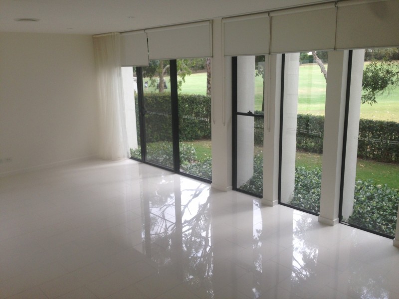 894 Medinah Ave, Robina QLD 4226