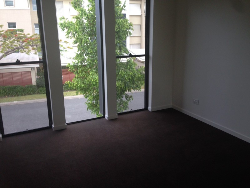894 Medinah Ave, Robina QLD 4226