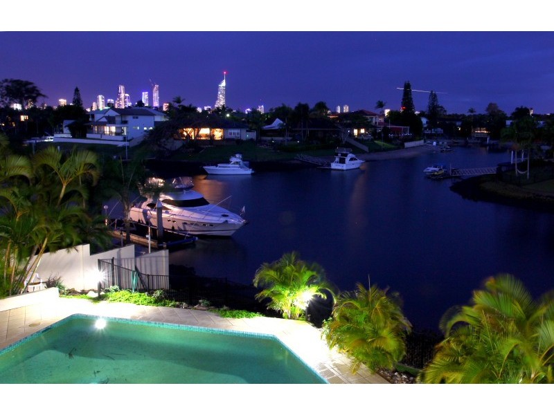 21 Cheval Court, Benowa Waters QLD 4217