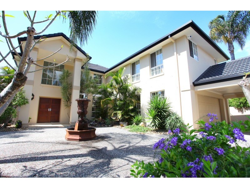 21 Cheval Court, Benowa Waters QLD 4217