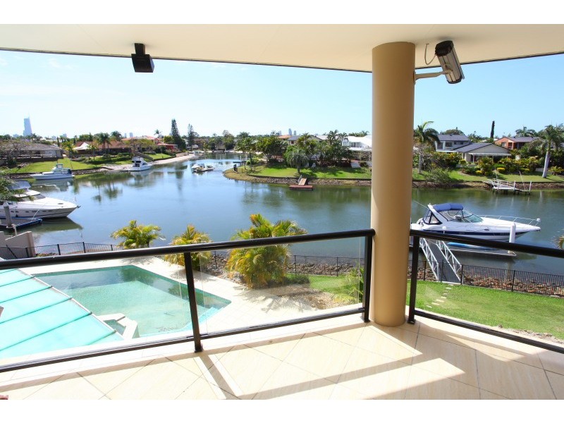 21 Cheval Court, Benowa Waters QLD 4217