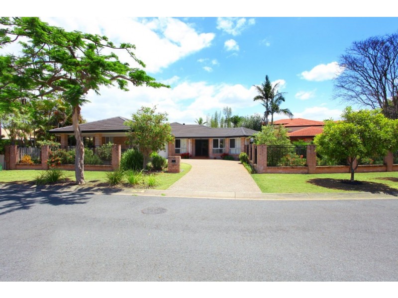121 Port Jackson Blvd, Clear Island Waters QLD 4226