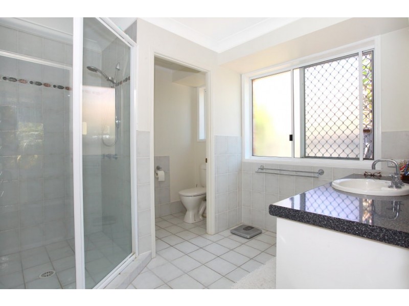 121 Port Jackson Blvd, Clear Island Waters QLD 4226