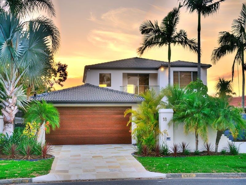 18 Gibraltar Drive, Isle Of Capri QLD 4217