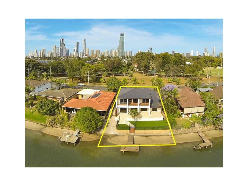 18 Gibraltar Drive, Isle Of Capri QLD 4217