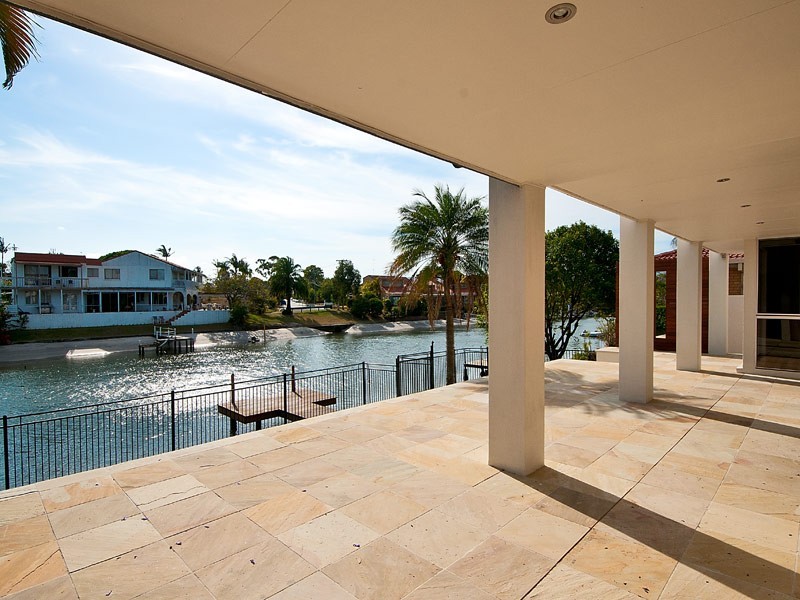 18 Gibraltar Drive, Isle Of Capri QLD 4217