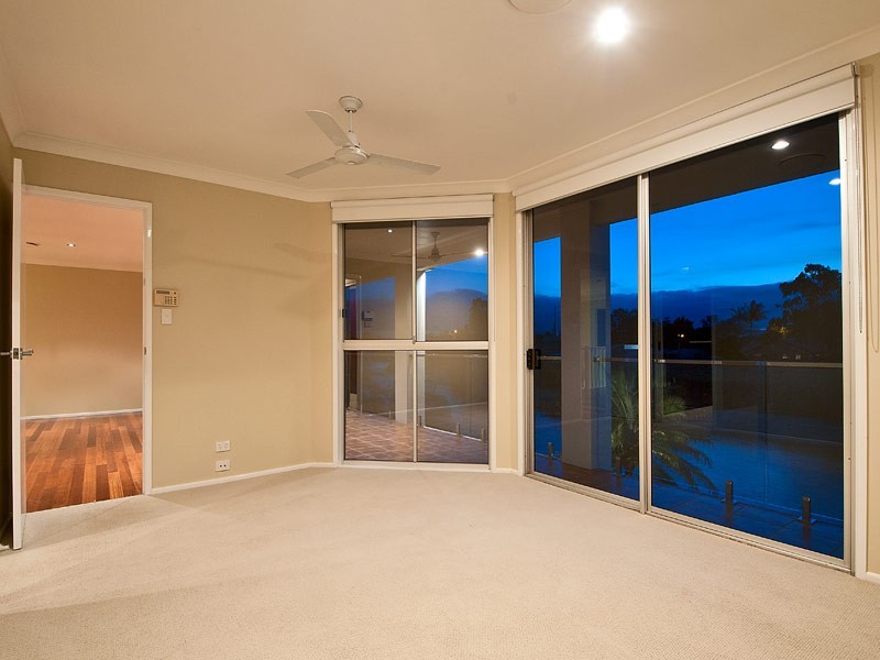 18 Gibraltar Drive, Isle Of Capri QLD 4217