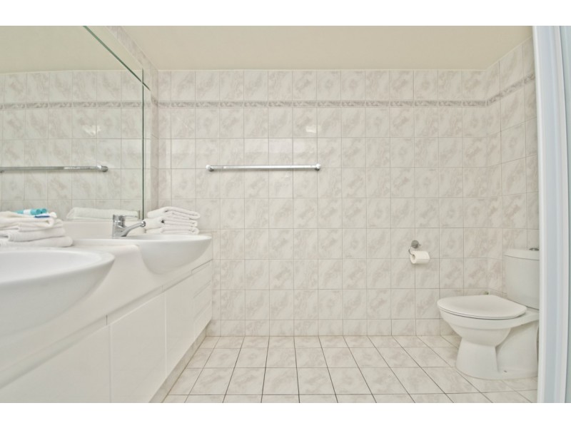 95 (17i) ‘Carmel By The Sea’, 177 Old Burleigh Road, Broadbeach QLD 4218