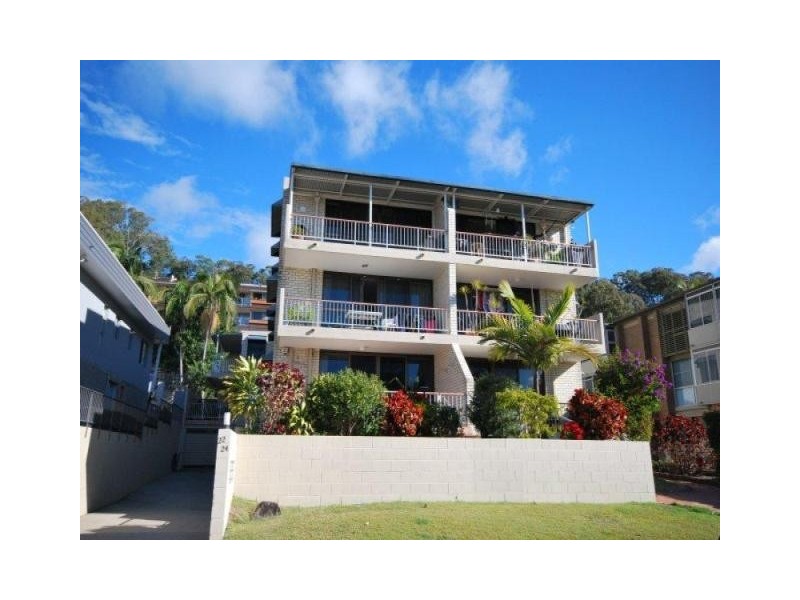 4/22 Ewart St, Burleigh Heads QLD 4220
