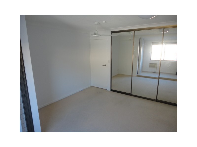 4/22 Ewart St, Burleigh Heads QLD 4220