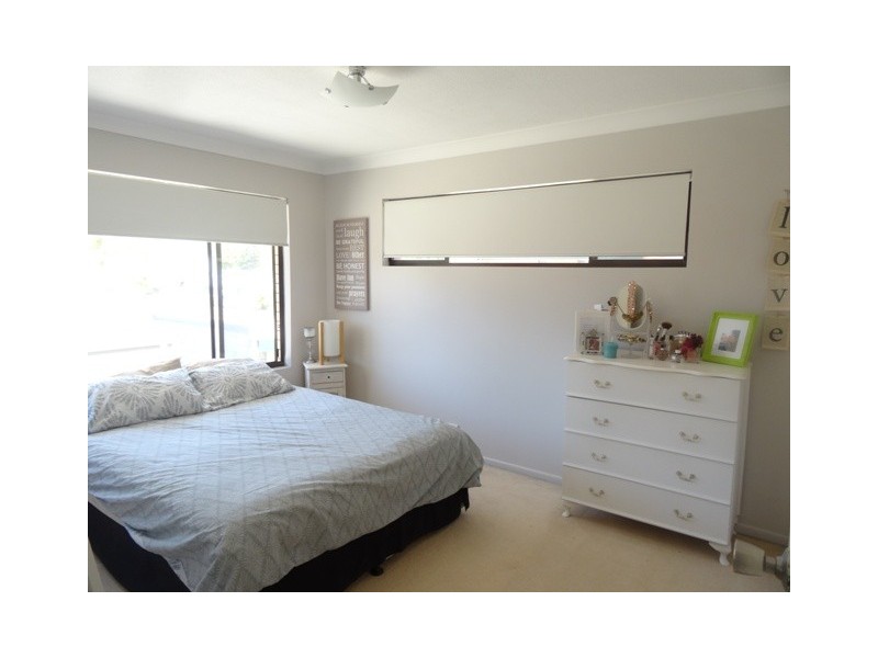 3/12 Oceanic Dr, Mermaid Waters QLD 4218