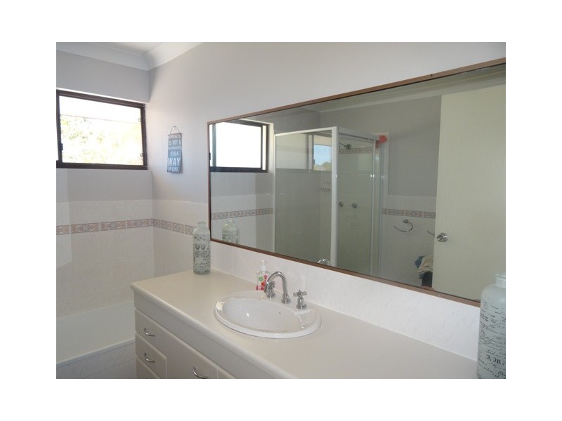 3/12 Oceanic Dr, Mermaid Waters QLD 4218