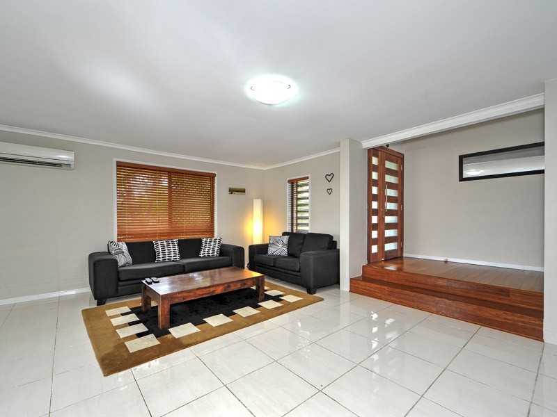 1 Bilgola Place, Robina QLD 4226