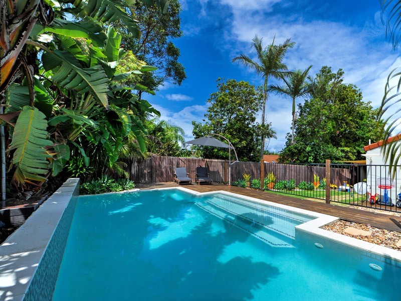 1 Bilgola Place, Robina QLD 4226