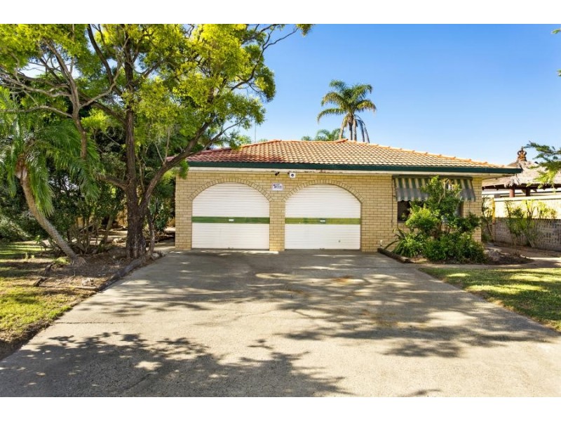 86 Hooker Boulevard, Mermaid Waters QLD 4218