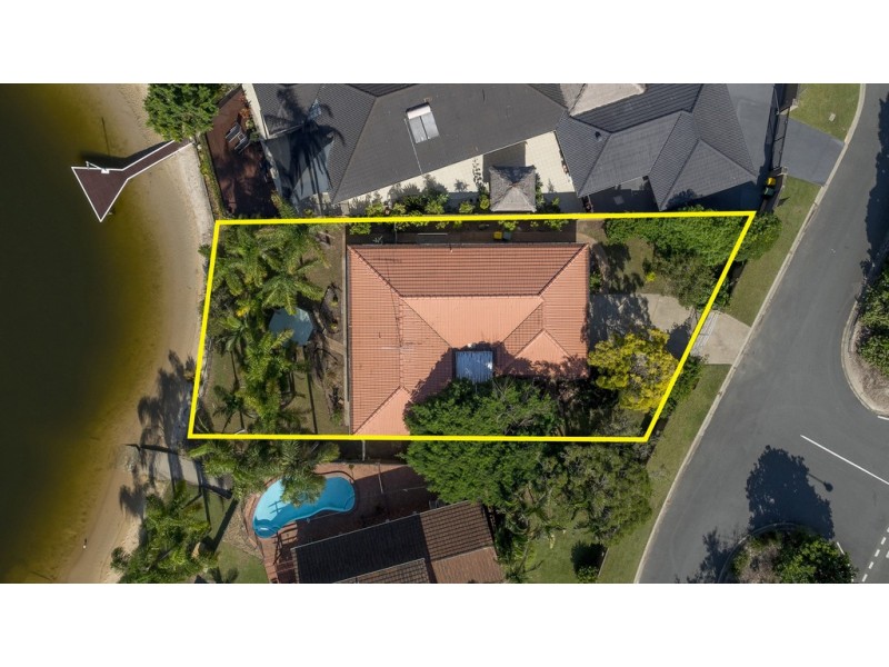 86 Hooker Boulevard, Mermaid Waters QLD 4218
