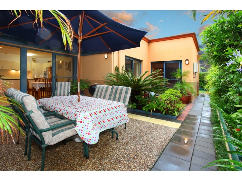 17 ‘Lake Hills’ 117 Palm Meadows Drive, Carrara QLD 4211