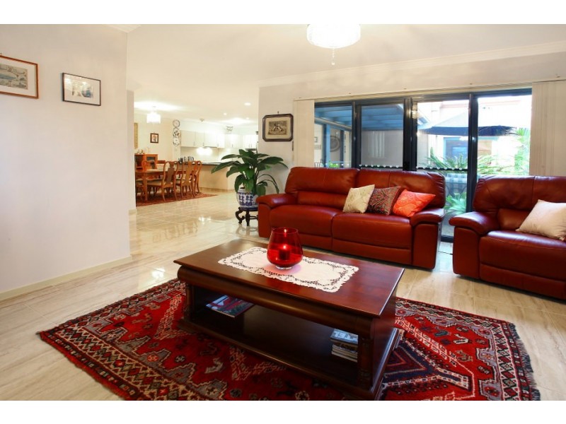 17 ‘Lake Hills’ 117 Palm Meadows Drive, Carrara QLD 4211