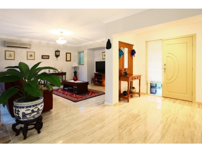 17 ‘Lake Hills’ 117 Palm Meadows Drive, Carrara QLD 4211