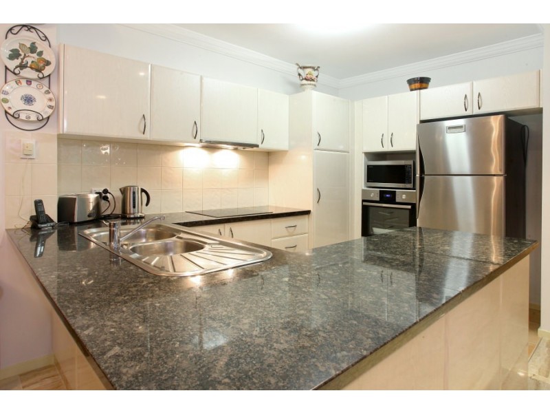 17 ‘Lake Hills’ 117 Palm Meadows Drive, Carrara QLD 4211