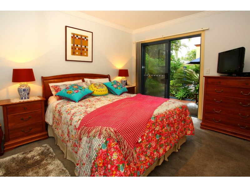 17 ‘Lake Hills’ 117 Palm Meadows Drive, Carrara QLD 4211