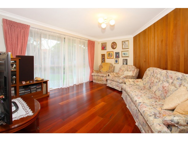 4 Wattle Glen Place, Robina QLD 4226