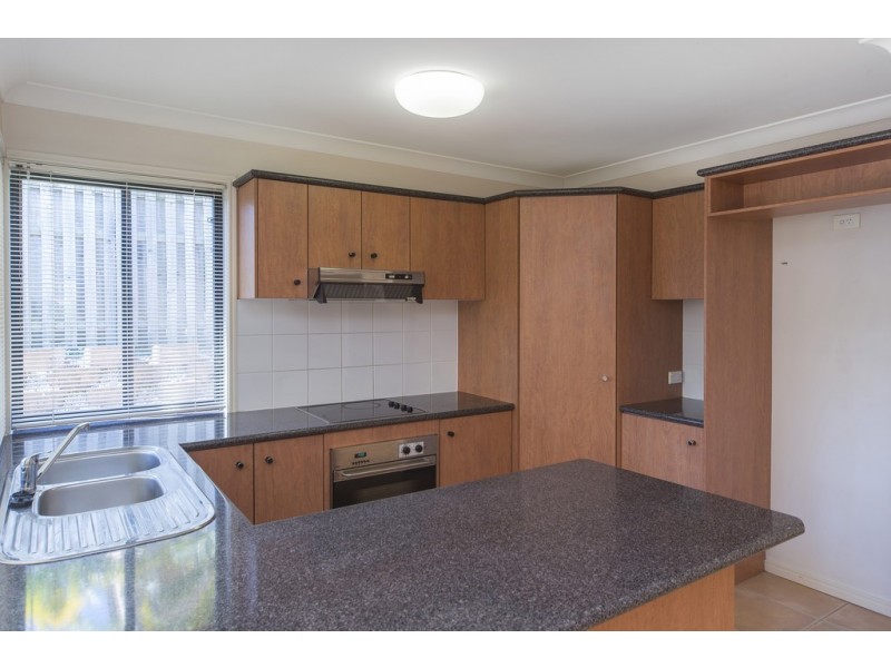 33/95-105 Arundel Drive, Arundel QLD 4214