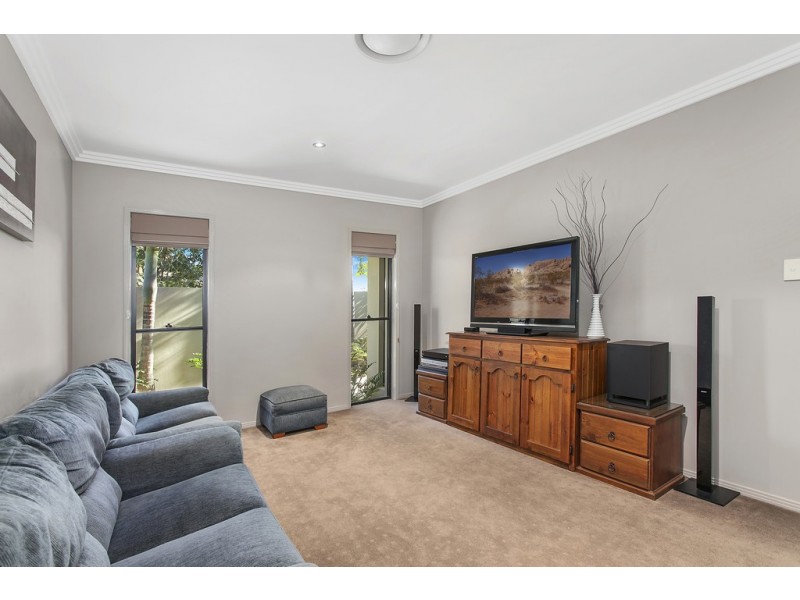 2857 Virginia Drive, Hope Island QLD 4212