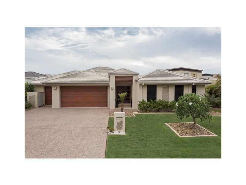 2857 Virginia Drive, Hope Island QLD 4212
