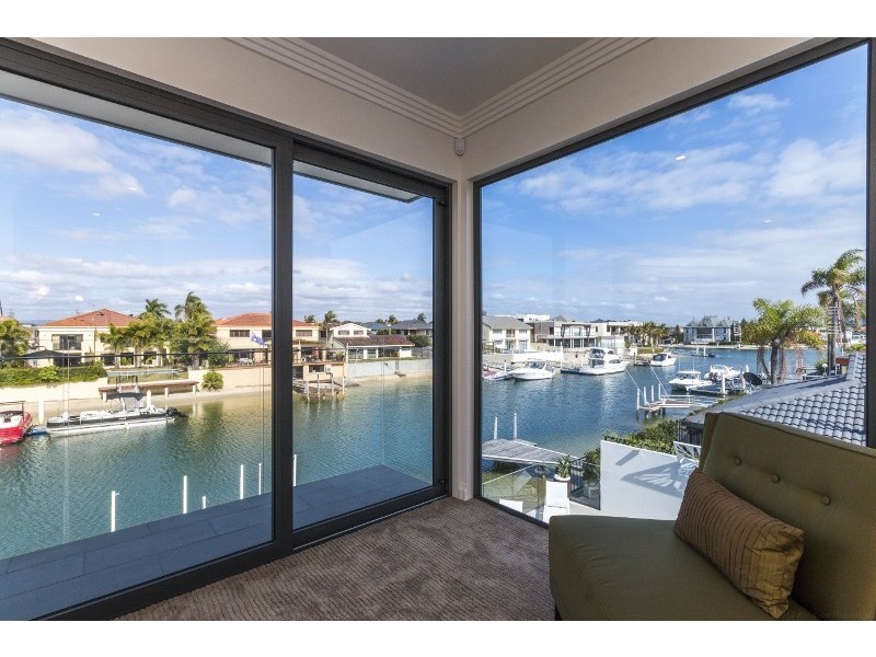 12 Neptune Court, Paradise Waters QLD 4217