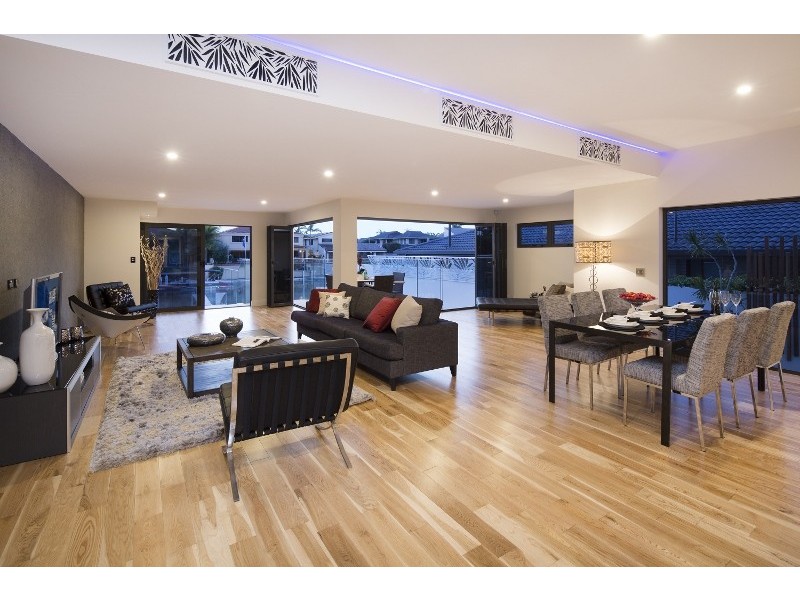 12 Neptune Court, Paradise Waters QLD 4217