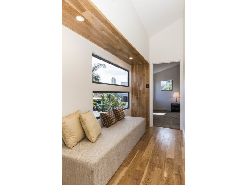 12 Neptune Court, Paradise Waters QLD 4217