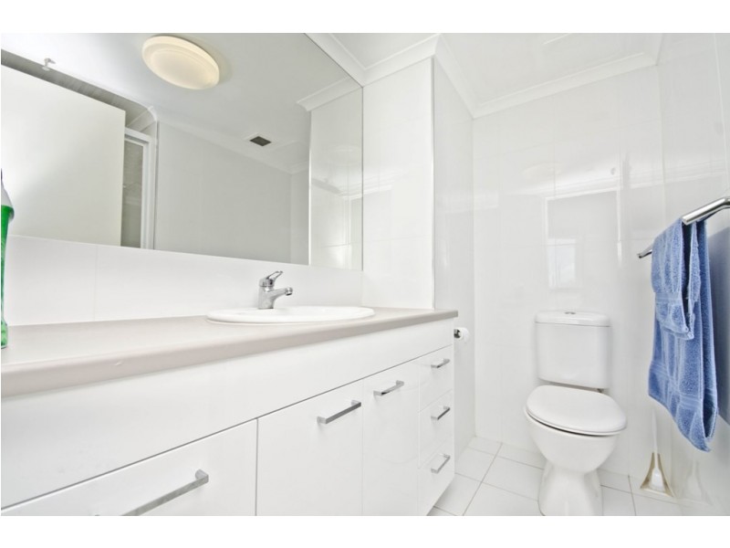 4C ‘Beach Haven’, 1 Albert Avenue, Broadbeach QLD 4218