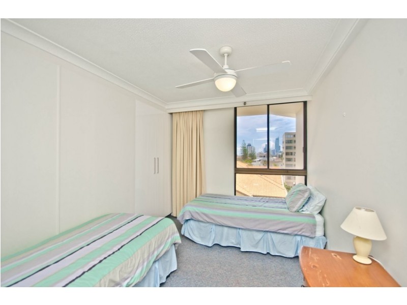 4C ‘Beach Haven’, 1 Albert Avenue, Broadbeach QLD 4218