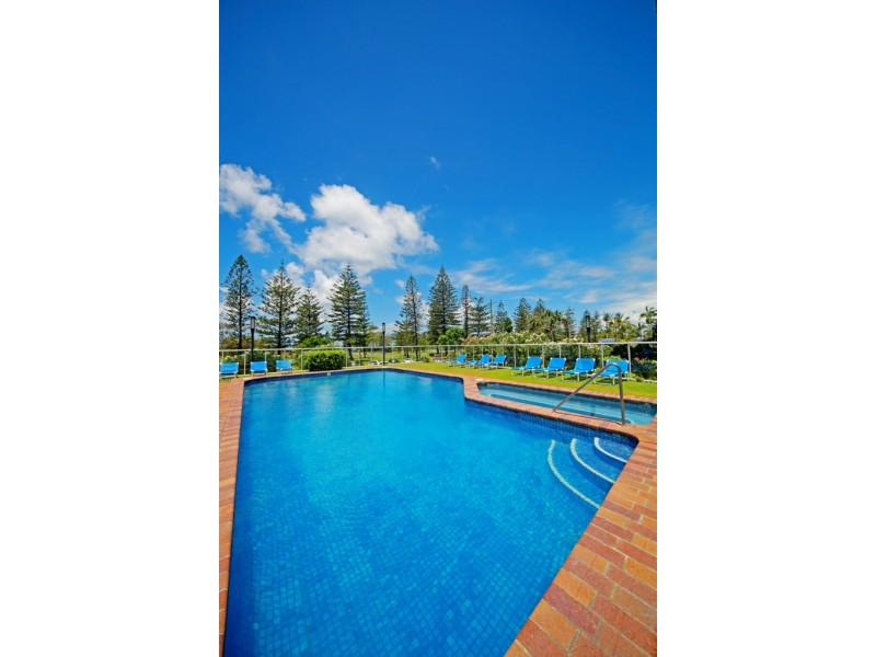 4C ‘Beach Haven’, 1 Albert Avenue, Broadbeach QLD 4218