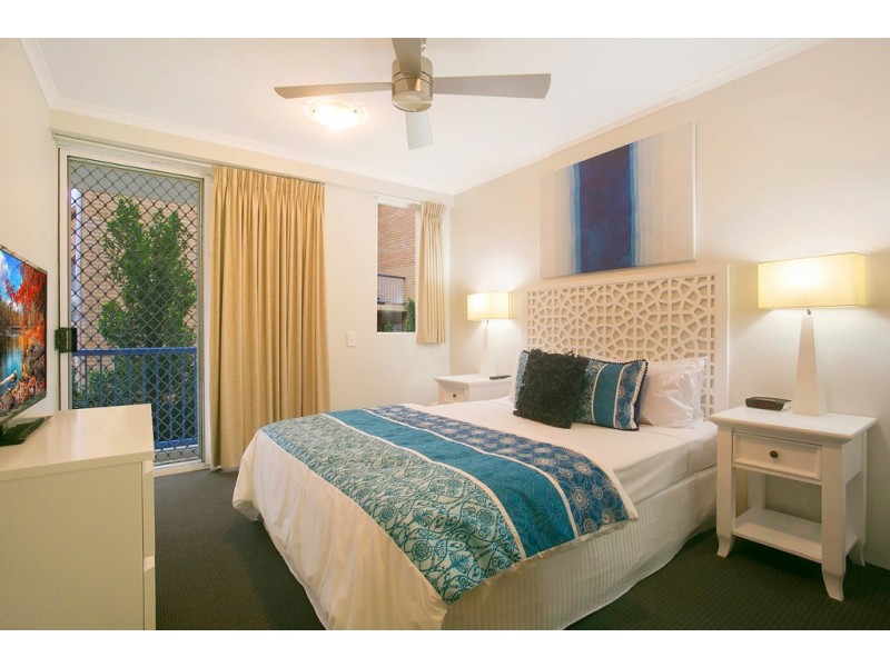 19 ‘Diamond Beach’ 10 Alexandra Ave, Mermaid Beach QLD 4218