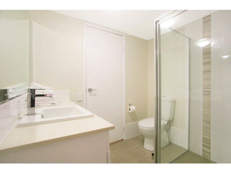 19 ‘Diamond Beach’ 10 Alexandra Ave, Mermaid Beach QLD 4218