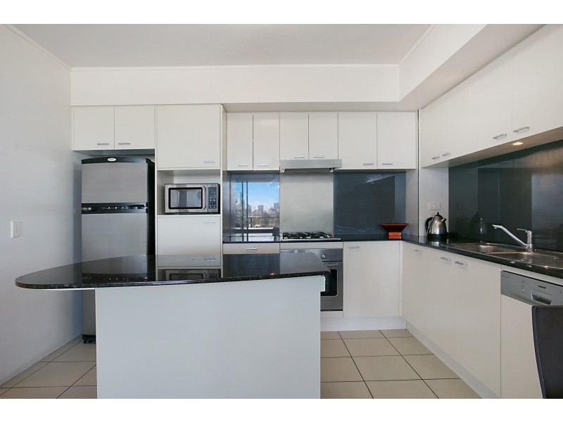 802/2685 ”Broadbeach on the Park” Gold Coast Highway, Broadbeach QLD 4218