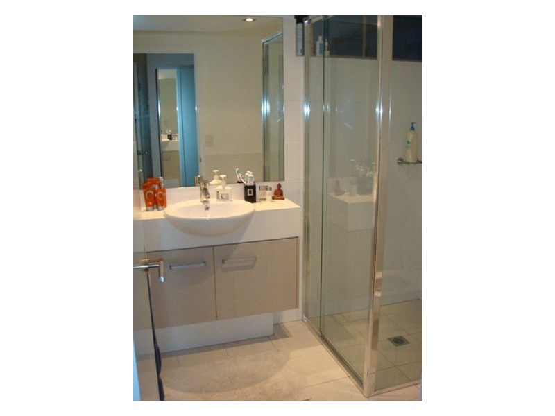 9/2 Gaven Cres, Mermaid Beach QLD 4218