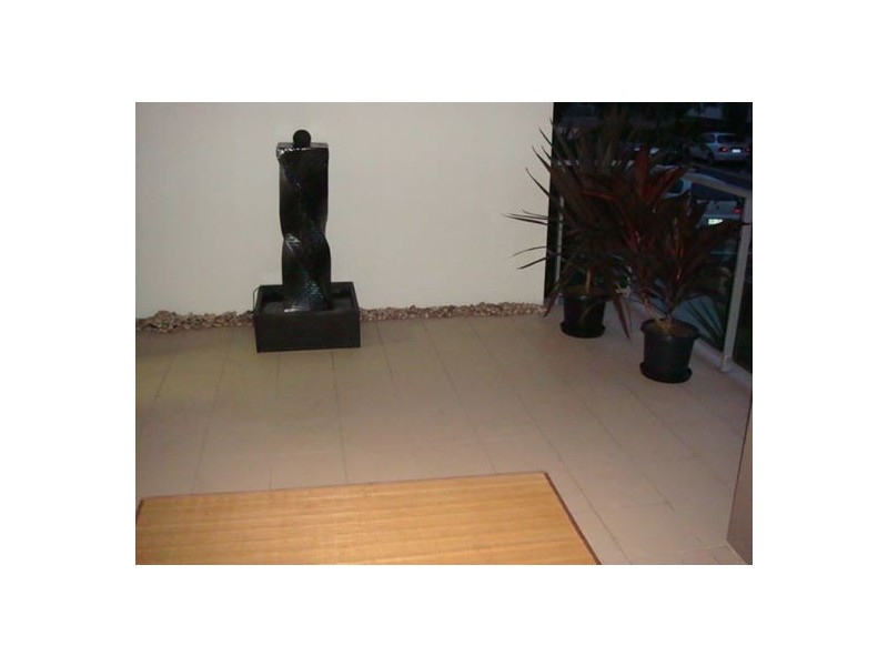 9/2 Gaven Cres, Mermaid Beach QLD 4218