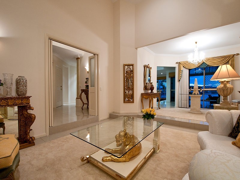 45 Cayman Drive, Clear Island Waters QLD 4226