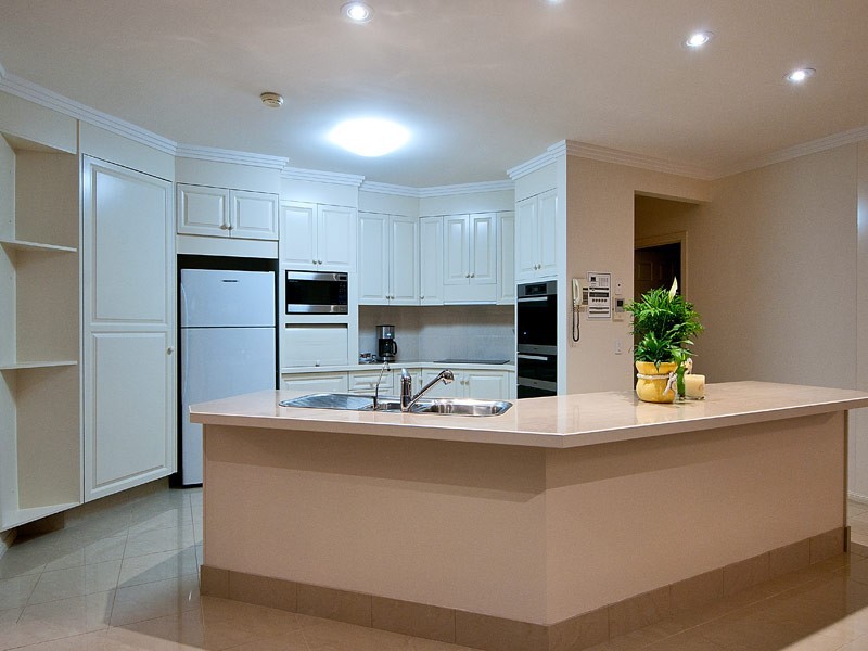 45 Cayman Drive, Clear Island Waters QLD 4226