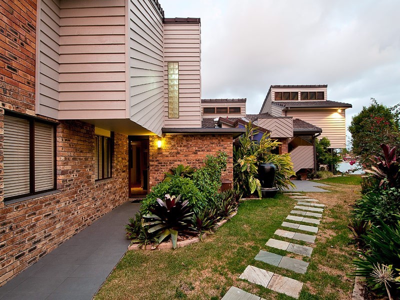 57 Blair Athol Crescent, Sorrento QLD 4217