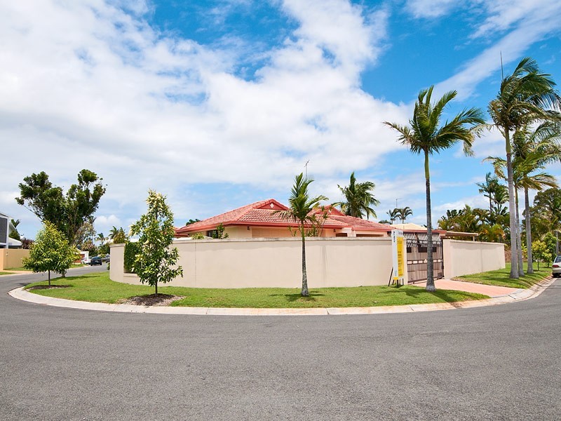 47 Claymore Crescent, Sorrento QLD 4217