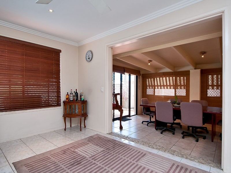 47 Claymore Crescent, Sorrento QLD 4217