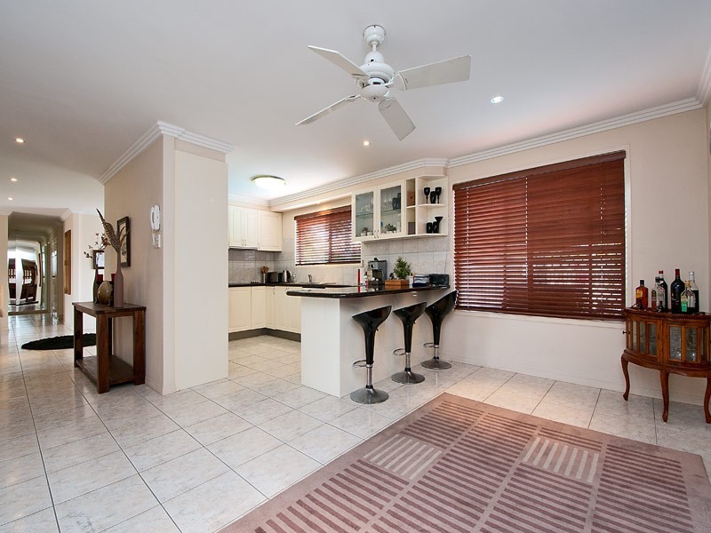 47 Claymore Crescent, Sorrento QLD 4217