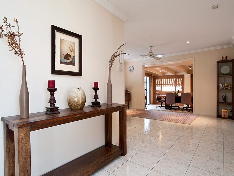 47 Claymore Crescent, Sorrento QLD 4217