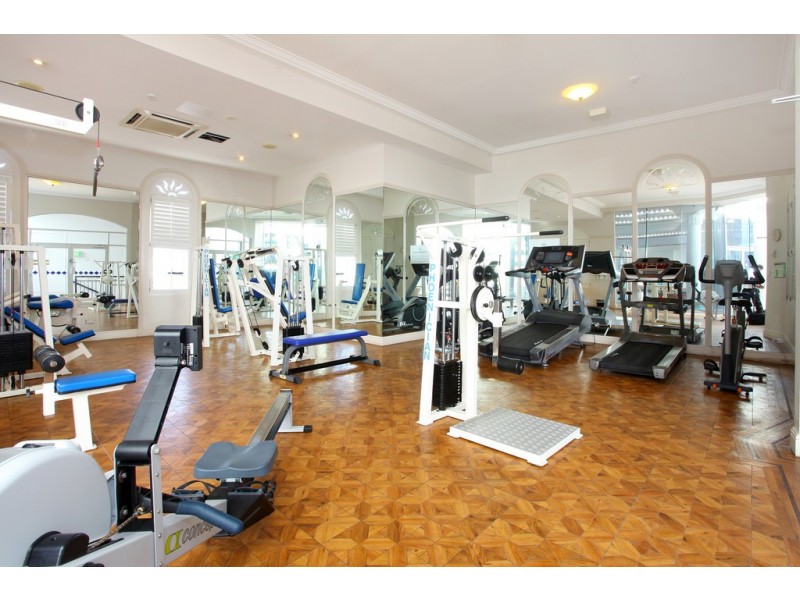 Broadbeach QLD 4218